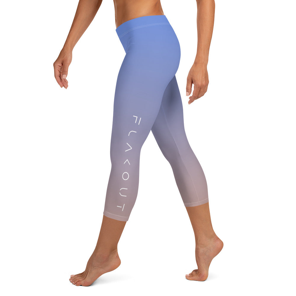 Seaside Dream Women's Capri Leggings - FLAKOUT